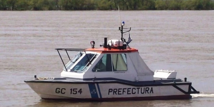 Crimen en las islas frente a Puerto Gaboto: un joven es buscado tras asesinar a su padre