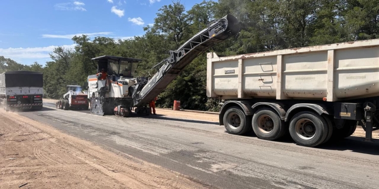 Timbúes: avanzan las obras en Ruta 11 con tránsito alternado y desvíos para camiones
