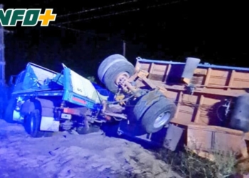 Choque entre camiones y vuelco sobre la Ruta 91: un chofer herido