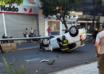 Accidente fatal en San Lorenzo: una mujer se descompensó, volcó y perdió la vida