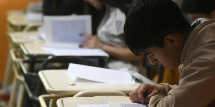 Plan FinEs: más de 9 mil estudiantes se inscribieron para finalizar la secundaria