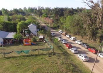 Delincuentes saquearon un salón de eventos de Oliveros: se llevaron hasta las sillas