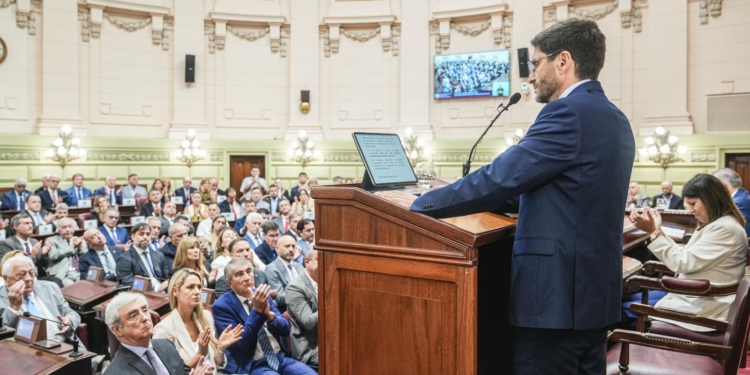 Pullaro anunció que dejará de cobrar el «Aporte Solidario» a Jubilados provinciales