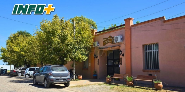 Un trabajador herido tras caer del techo del Jardín 100 de Maciel