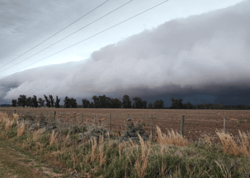 Las tormentas podrían llegar a la región entre jueves y viernes: hay alerta amarillo