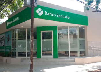 Jubilados y pensionados santafesinos cobran este lunes aumentos retroactivos