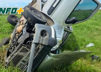 Una camioneta y una camión impactaron entre Centeno y Las Bandurrias: un fallecido