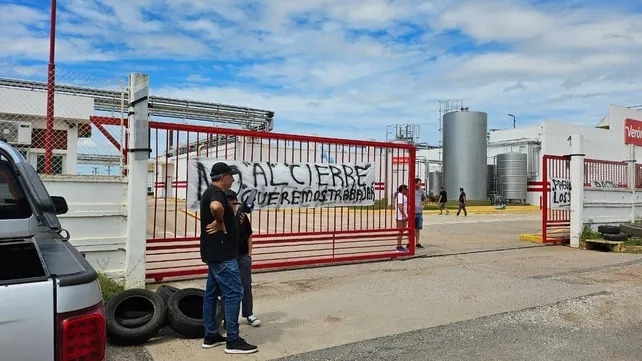 En medio de la crisis, Verónica redujo la jornada y el salario de sus empleados