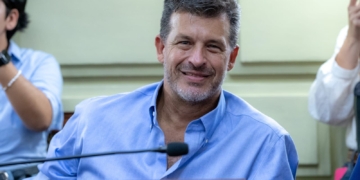 El senador Leo Diana impulsa proyectos sobre turismo y conectividad vial