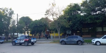 Horror en San Cristobal: un asistente escolar logró evitar una tragedia mayor tras reducir al atacante
