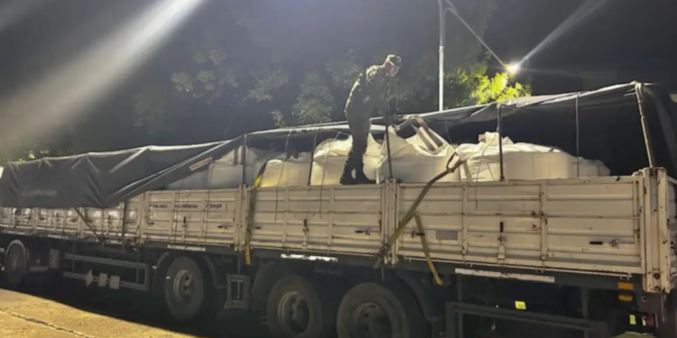 San Genaro: incautaron 27 toneladas de un químico utilizado para drogas en Ruta 34