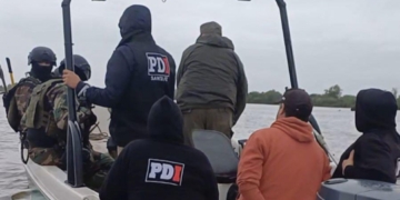 Continuarán en prisión preventiva los dos hombres por el doble homicidio en el río Coronda