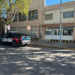 Operativo policial en una escuela por un alumno con un arma: era de juguete