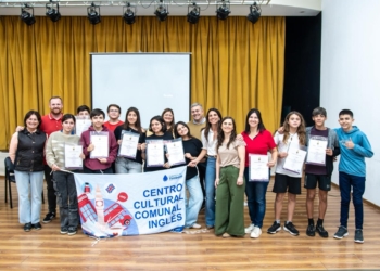 Timbúes: 17 estudiantes recibieron diplomas internacionales del idioma inglés