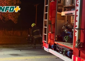 Tragedia un Villa Eloisa: un hombre murió al chocar en su auto contra un árbol e incendiarse