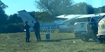 Cayó una avioneta narco entre Cañada de Gómez y Villa Eloísa: persecución, disparos y vehículos incendiados