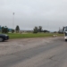 Fuerte impacto entre un auto y un camión en Centeno: una joven herida