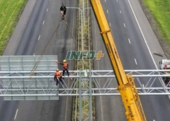 Este sábado cortarán nuevamente la autopista para colocar un pórtico