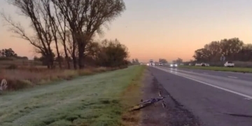 Robó una bicicleta en Monje y huyó pedaleando por autopista: lo atraparon llegando a Oliveros