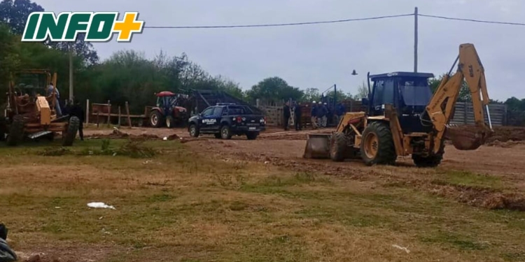 Puerto Gaboto: reclamo vecinal para evitar que retiren una cancha de fútbol en barrio sur