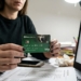 Estafaron a una mujer de Barrancas mientras intentaba reactivar su tarjeta Visa: perdió 124 mil pesos