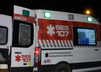 Gaboto: dos adolescentes de 15 años heridos tras un choque entre una moto y una camioneta