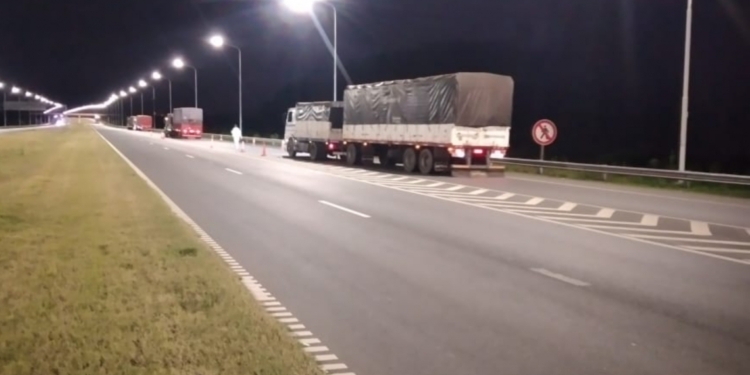 Este martes habrá restricción para vehículos pesados en la autopista Rosario Santa Fe