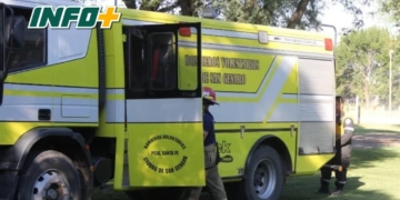 Un auto y una moto colisionaron en San Genaro: un vecino de la ciudad resultó herido
