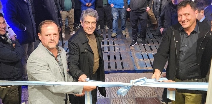 Camioneros de Santa Fe inauguró su nueva delegación en San Lorenzo