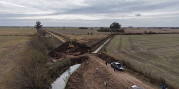 Avanzan con obras hídricas entre Totoras y Clarke para evitar inundaciones