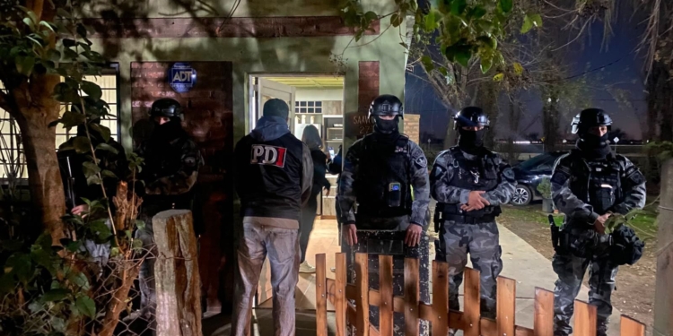 Robos calificados en la región: allanamientos en cuatro localidades, detenidos y secuestro de elementos