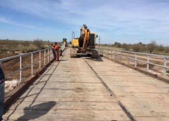 Este viernes Vialidad Provincial comenzará a reparar el puente que une Carrizales con Díaz