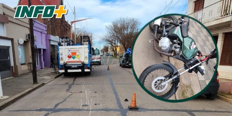 Totoras: una moto terminó debajo de un camión de transporte de oxígeno