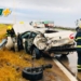 Un auto despistó y chocó contra un camión en autopista Rosario Córdoba
