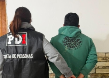 Detuvieron a un hombre en San Lorenzo tras golpear y amenazar con un arma a su pareja
