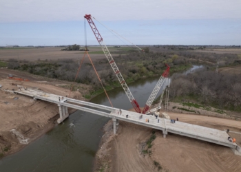 El nuevo puente sobre el Río Carcarañá entre Oliveros y Timbúes entró en su etapa final