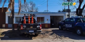 Dos menores cayeron de una moto al intentar evadir un control policial en Oliveros