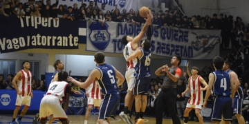 En un partido para el infarto, Club Maciel venció a Club Alba en otro histórico duelo