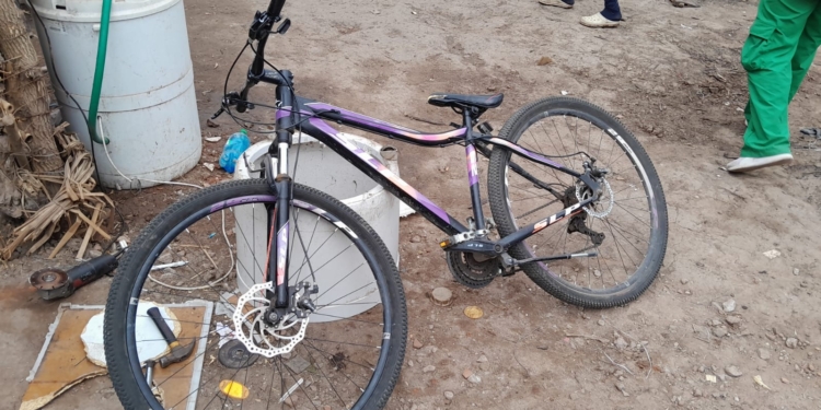 Barrancas: recuperaron una bici robada y aprehendieron a dos jóvenes