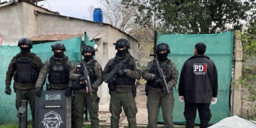 Gaboto: imputaron a un hombre y a una mujer por tenencia de droga y armas