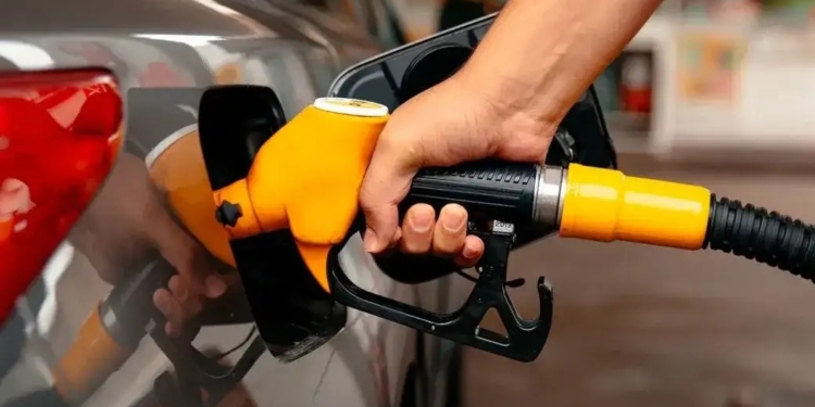 Volvieron a aumentar los combustibles en la región: YPF por ahora mantiene sus precios