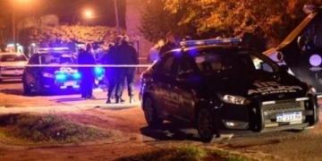 Una mujer fue asesinada a tiros en su vivienda de Fray Luis Beltrán