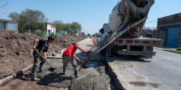 Avanzan las obras de las nuevas dársenas en la Ruta 11 en Timbúes