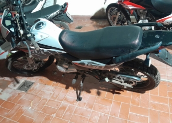 Intentaron robar una moto en Barrancas y la dejaron abandonada en la calle